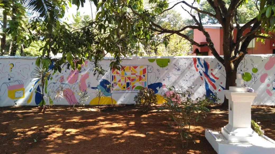 Anjuna By Roadhouse Hostels Goa Exterior foto